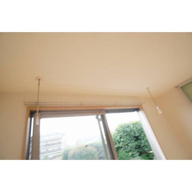 室内物干しも付いてます♪