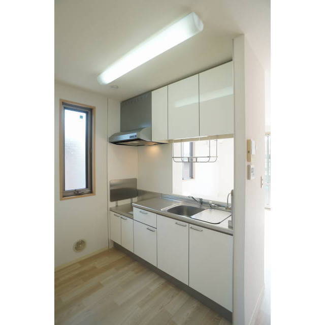 窓のあるキッチン♪2口コンロ設置可!