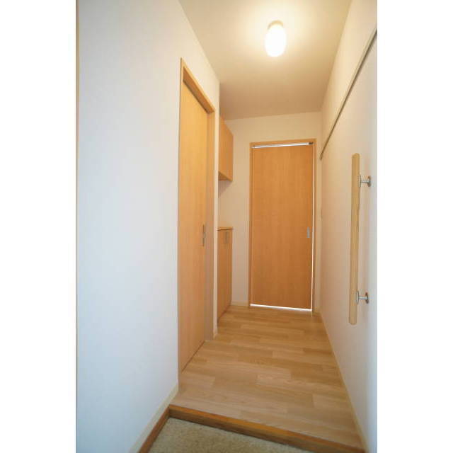 フラットで荷物の出し入れも便利♪