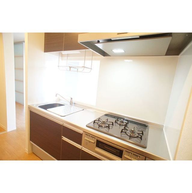 グリル付きのシステムキッチン（３口）♪