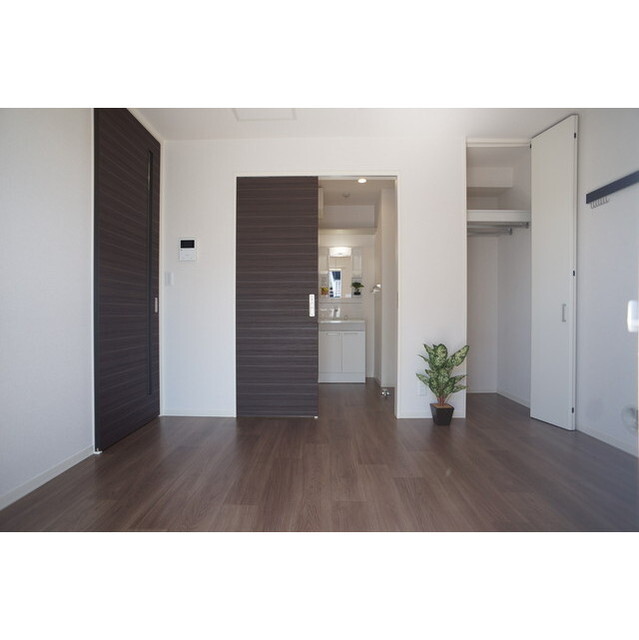 使いやすい洋室の形です♪