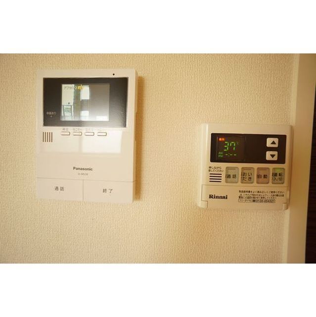 自動録画TVモニターホンで防犯面も安心♪