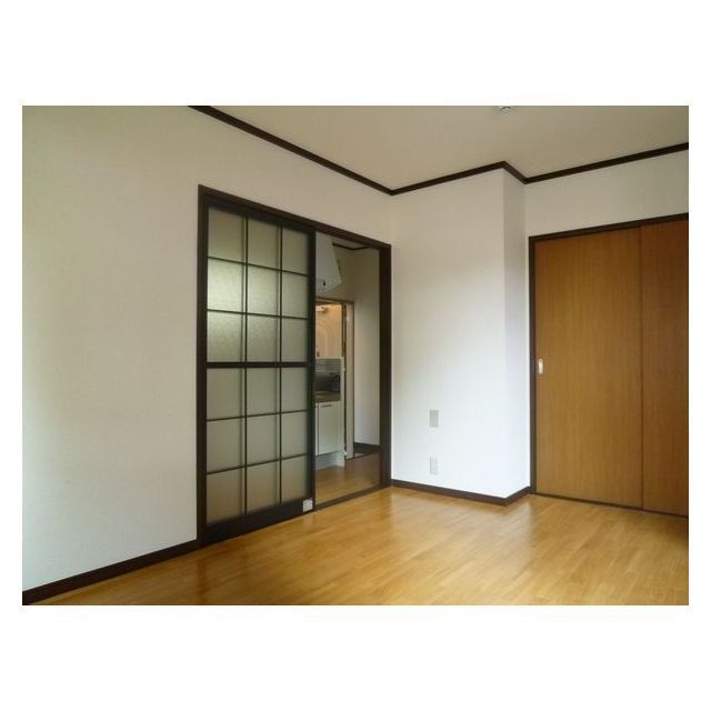 押入れ付きの洋室♪