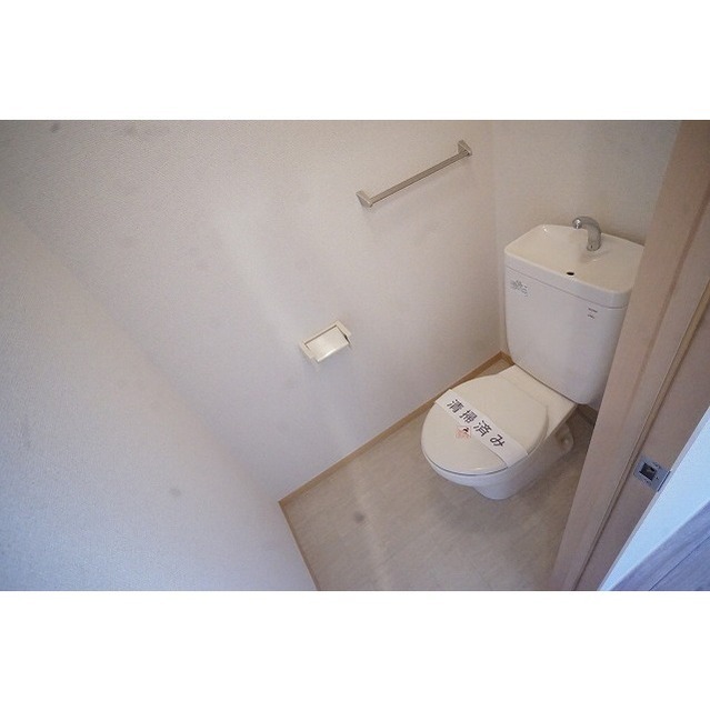 トイレはもちろんバス・トイレ別です♪