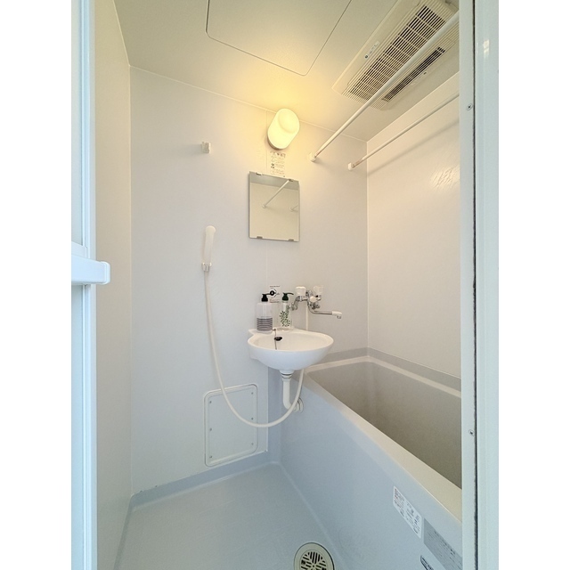 バス・トイレ別は快適ですね♪