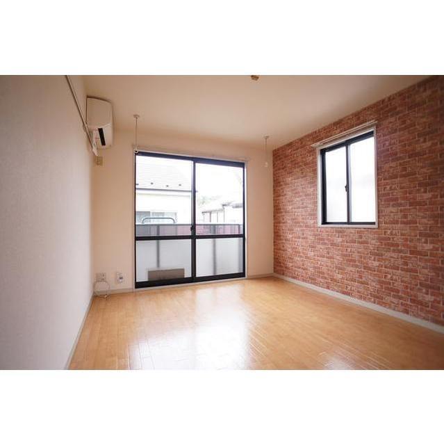 2階角部屋で2面採光♪日当たり良好♪