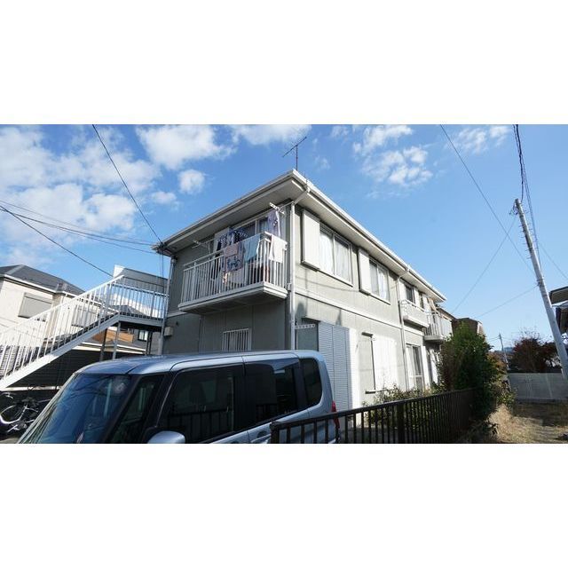 ファミリエ中里