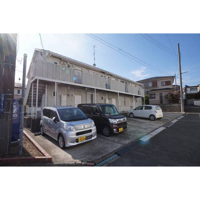 敷地内駐車場もご紹介可能!