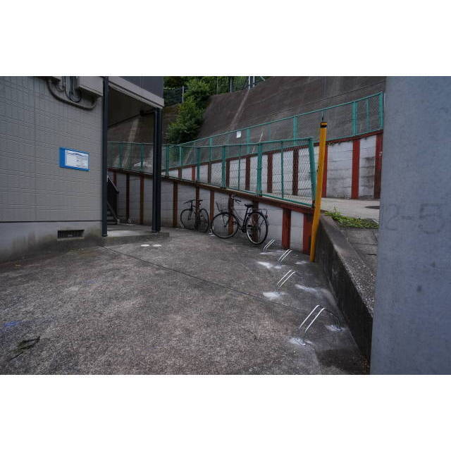 敷地内自転車置場