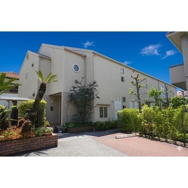 Ｓｕｎｎｙｓｉｄｅ　Ｔｅｒｒａｃｅ