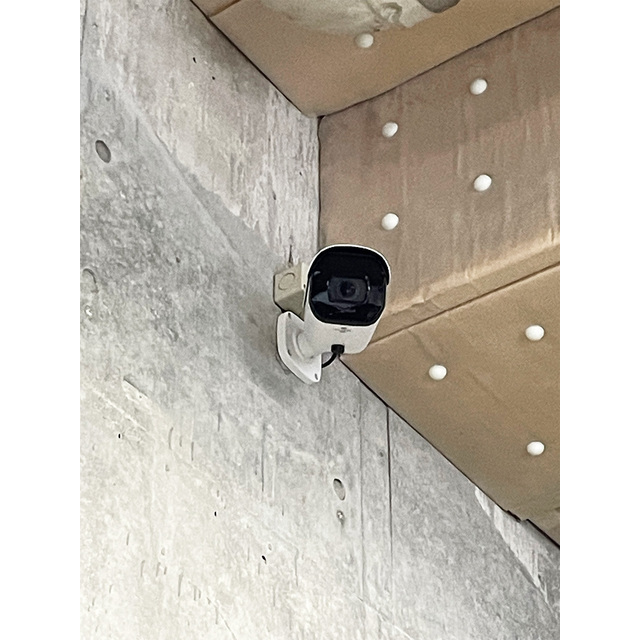 防犯カメラ（多数あり）