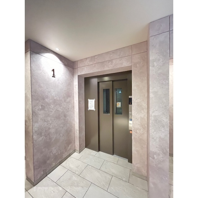 上階でも安心のエレベータ付♪