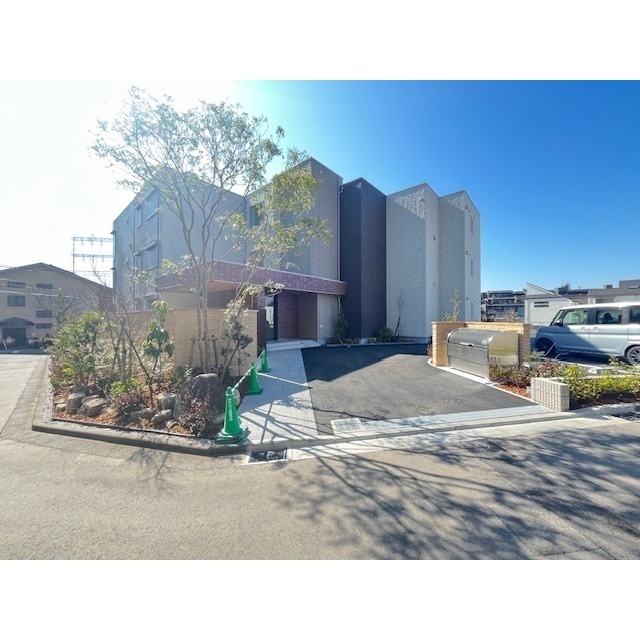 重厚感のある佇まい♪