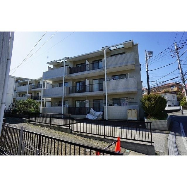 南東向きで日当たり良好♪