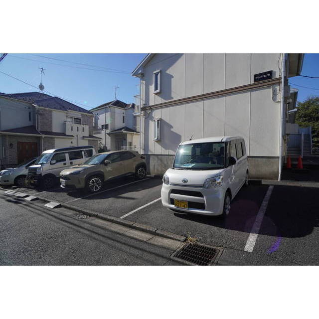 敷地内駐車場です♪