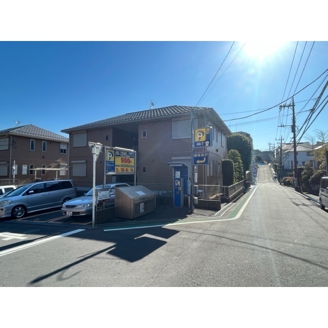 内階段タイプ!全室角部屋♪