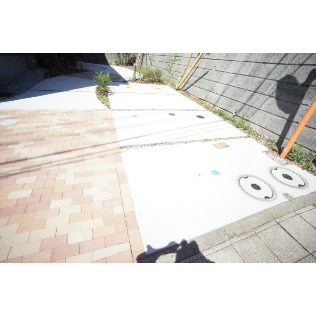 敷地内駐車場(1台のみ)※要空き確認