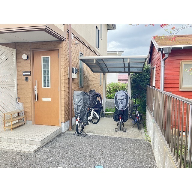 駐輪場もあります♪