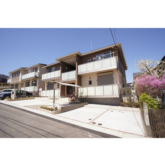 積水ハウス施工シャーメゾン！全室角部屋構造！