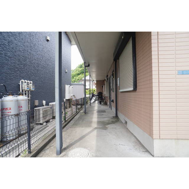 玄関側共用部です♪