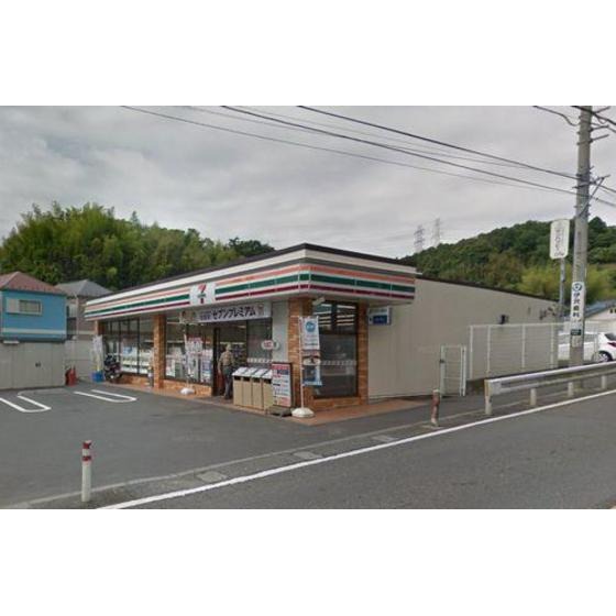 セブンイレブン横浜朝比奈インター