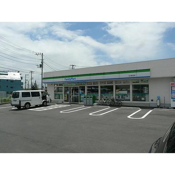 ファミリーマート松山釜利谷店