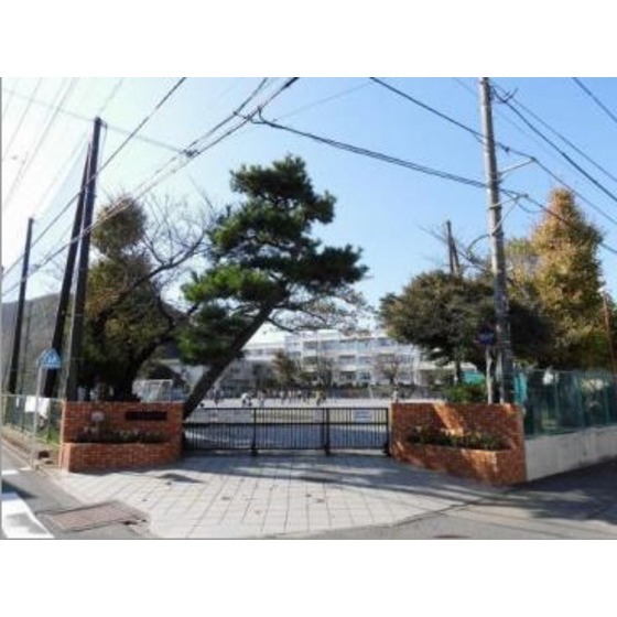 横浜市立釜利谷小学校