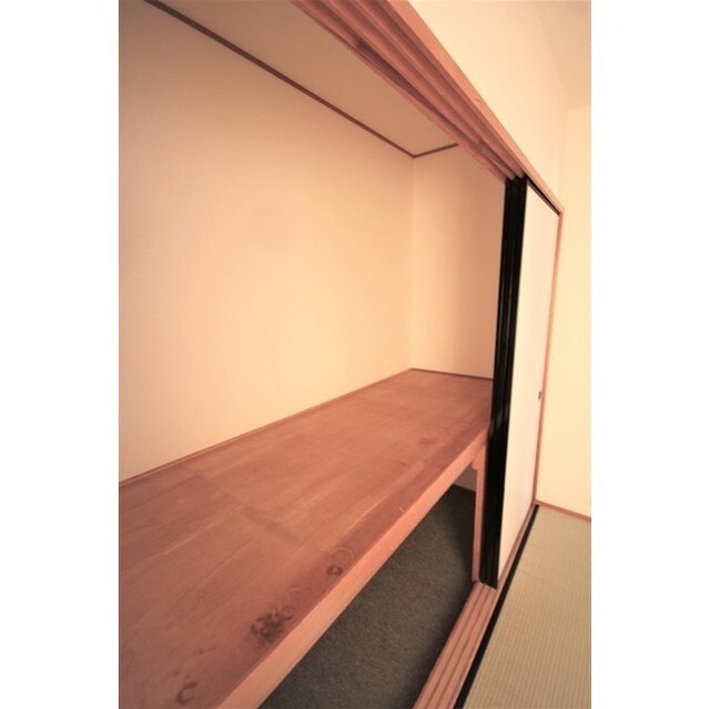 中和室押し入れ