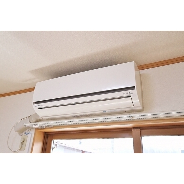 南側洋室エアコン付き☆