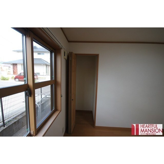 洋間収納付き☆