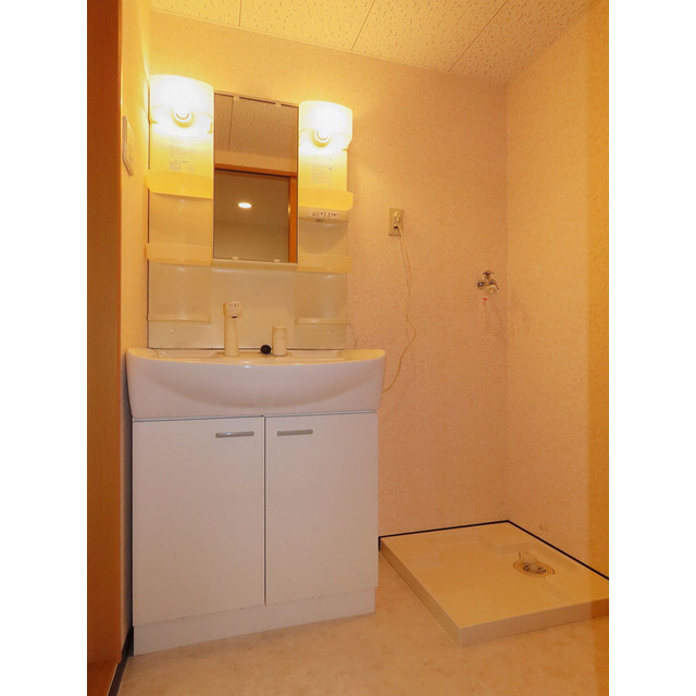 シャワー付洗面台