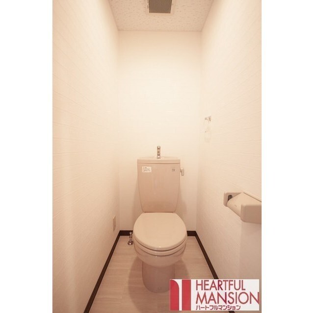 温水洗浄便座設置済み☆