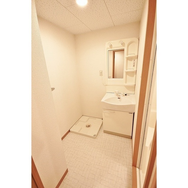 シャワー付き洗面台