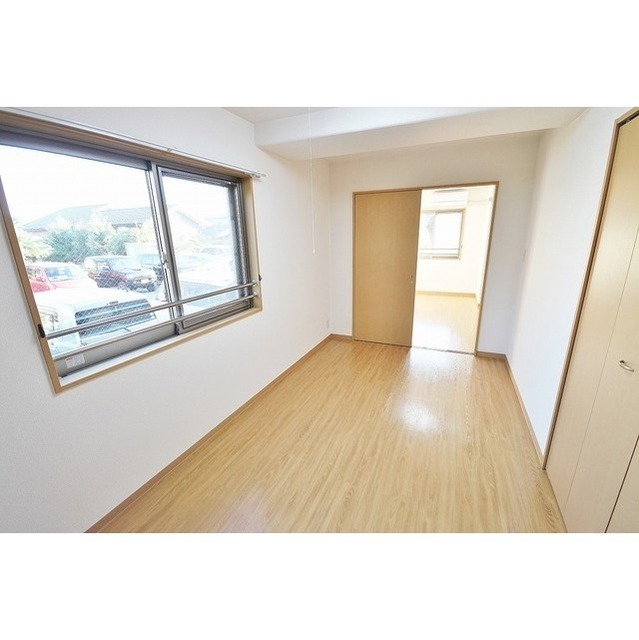 角部屋につき窓あり