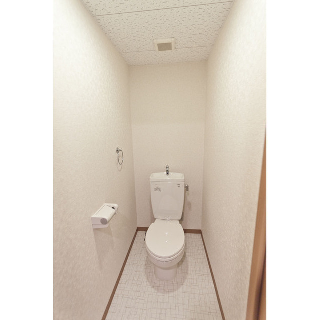 温水洗浄便座に変更済み☆