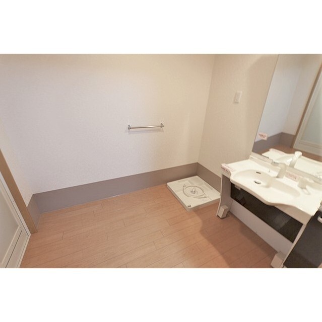 洗面所も広いです☆