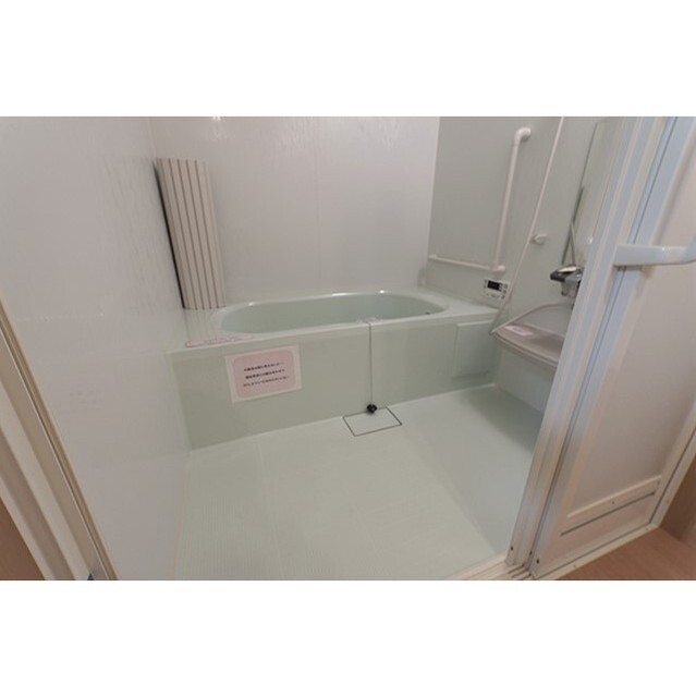 お風呂も段差無しが嬉しいですね♪