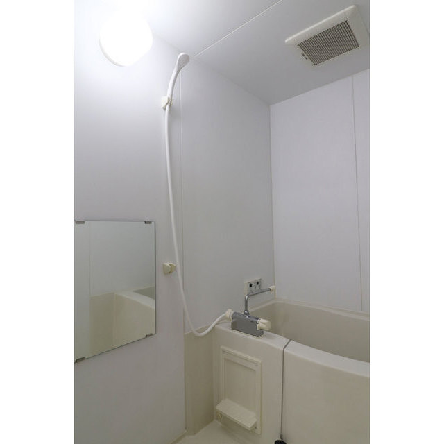 追い焚き機能付き浴室