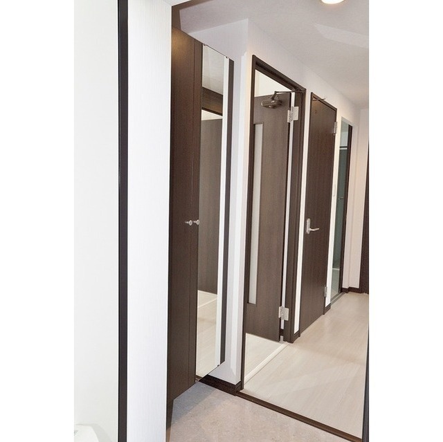 姿見付きシューズボックス