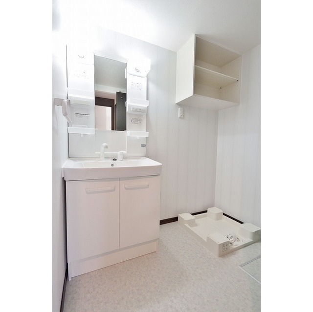 シャワー付き洗面台