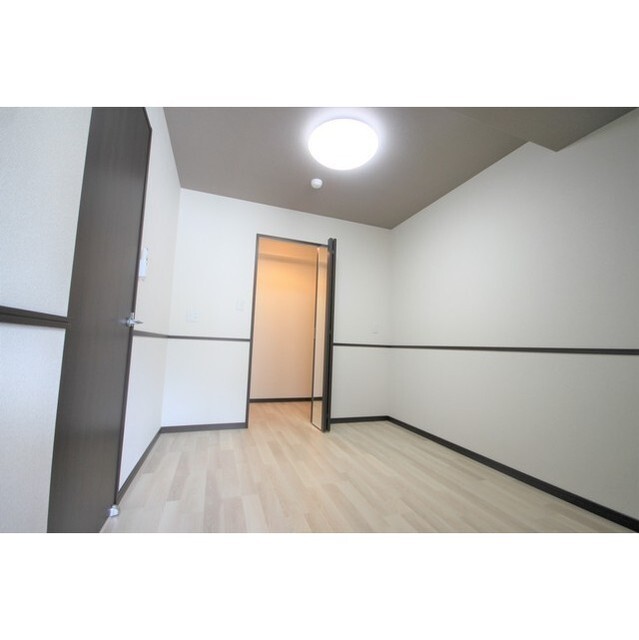 リビング横洋室・収納あり　同タイプ