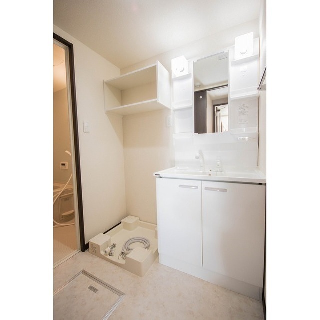 シャワー付き洗面台