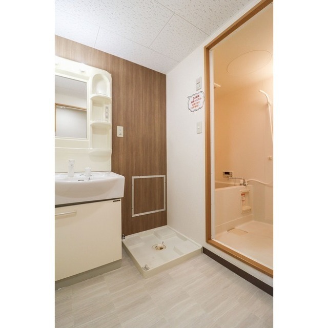 シャワー付き洗面台