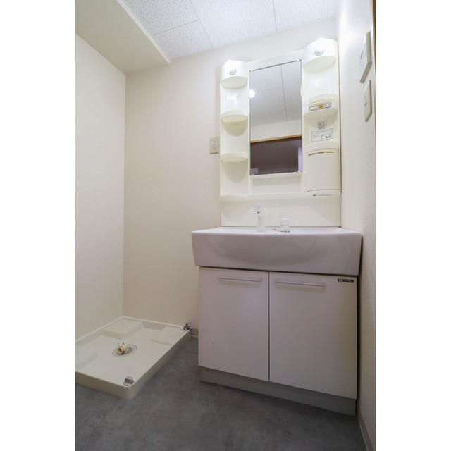 シャワー付き洗面台