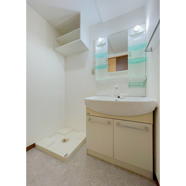 シャワー付き洗面台