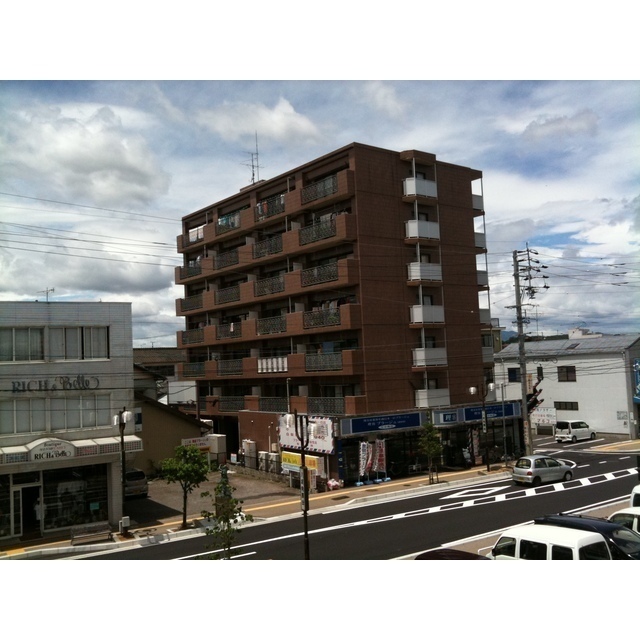 建物南東側