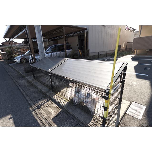 敷地内ダストボックス