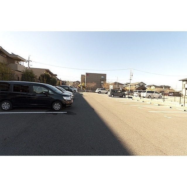 来客用駐車場もあります