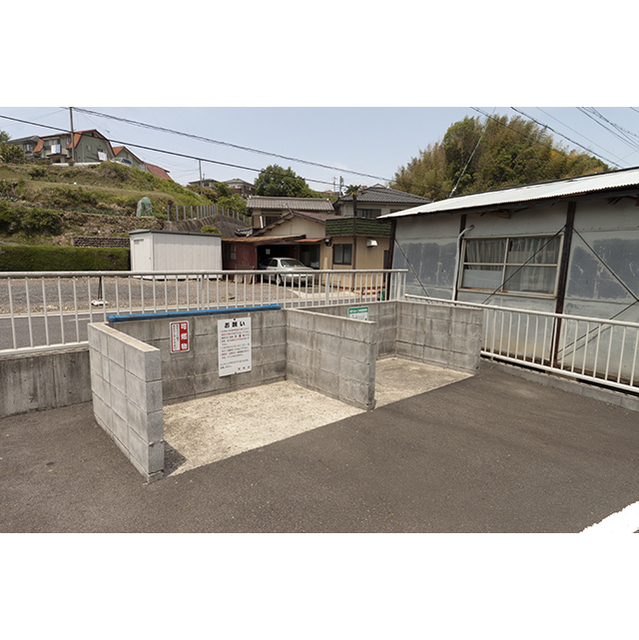 敷地内ゴミ置き場