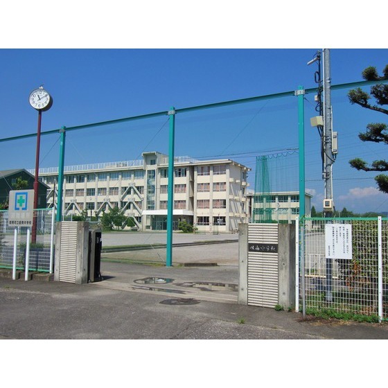 岐南町立岐南中学校